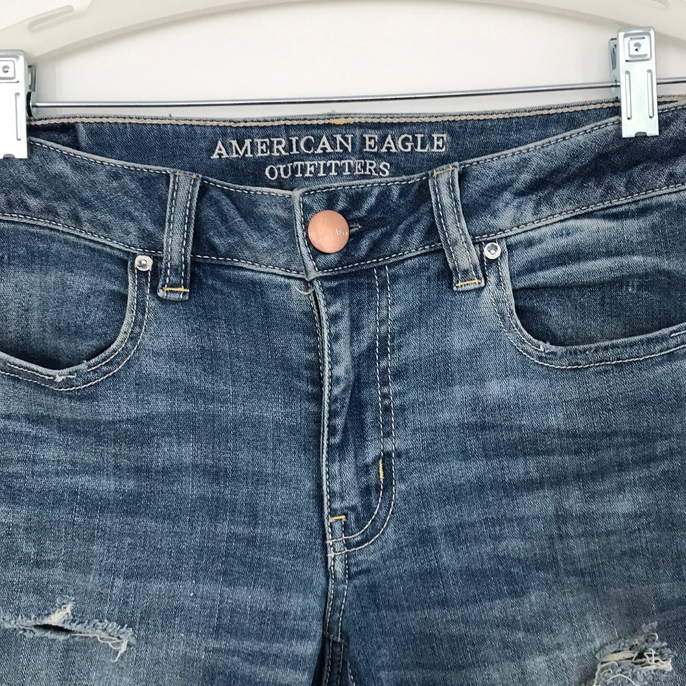 American Eagle Ripped Jeans - Picture 4 of 6